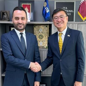 amir ali salemi zadeh ceo of jta holding with ( The Ambassador of the Republic of Singapore )
