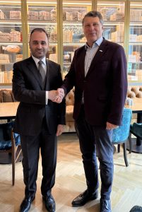 Dr. Amirali Salemizadeh meets with former Latvian President